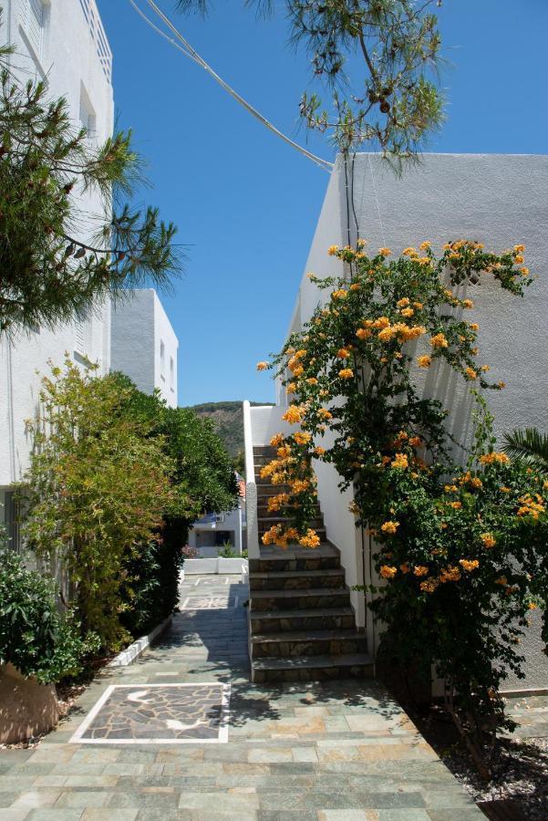 Christine Studios Poros Town Exterior photo