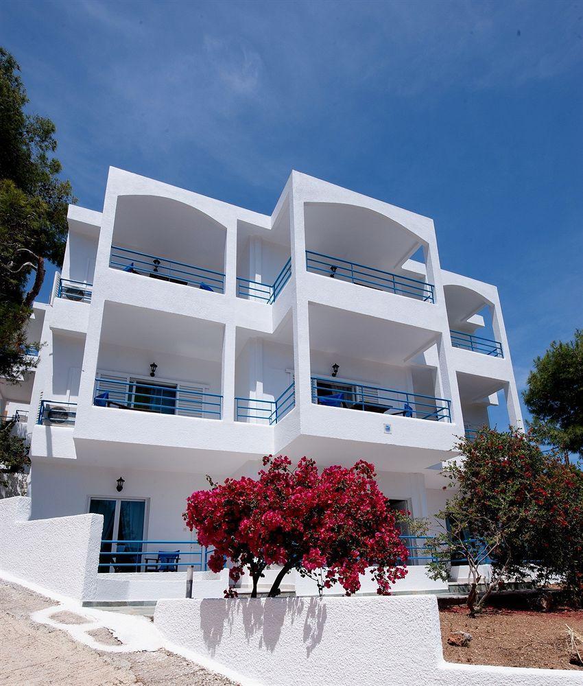 Christine Studios Poros Town Exterior photo